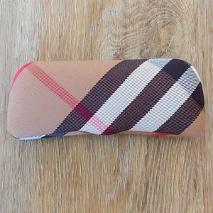 Burberry Classic Nova Check Glasses Hard Case
